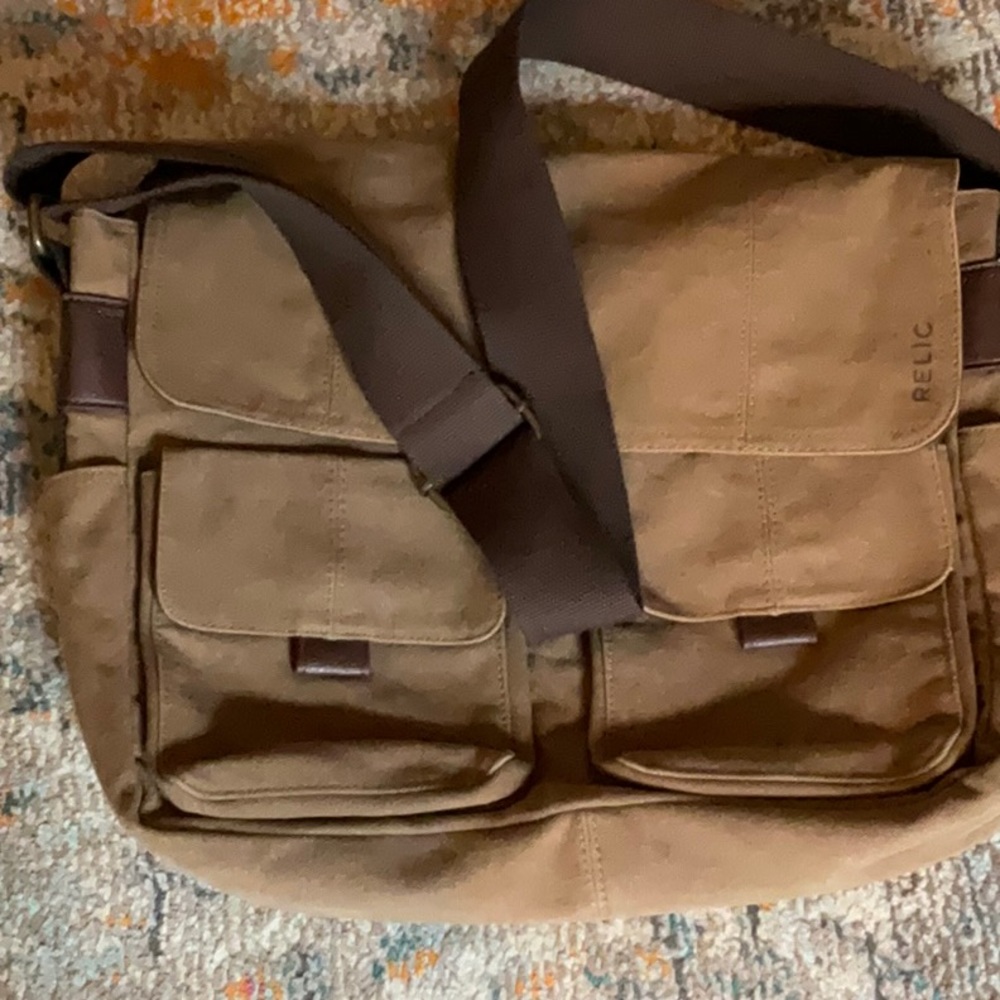 Relic canvas messenger bag